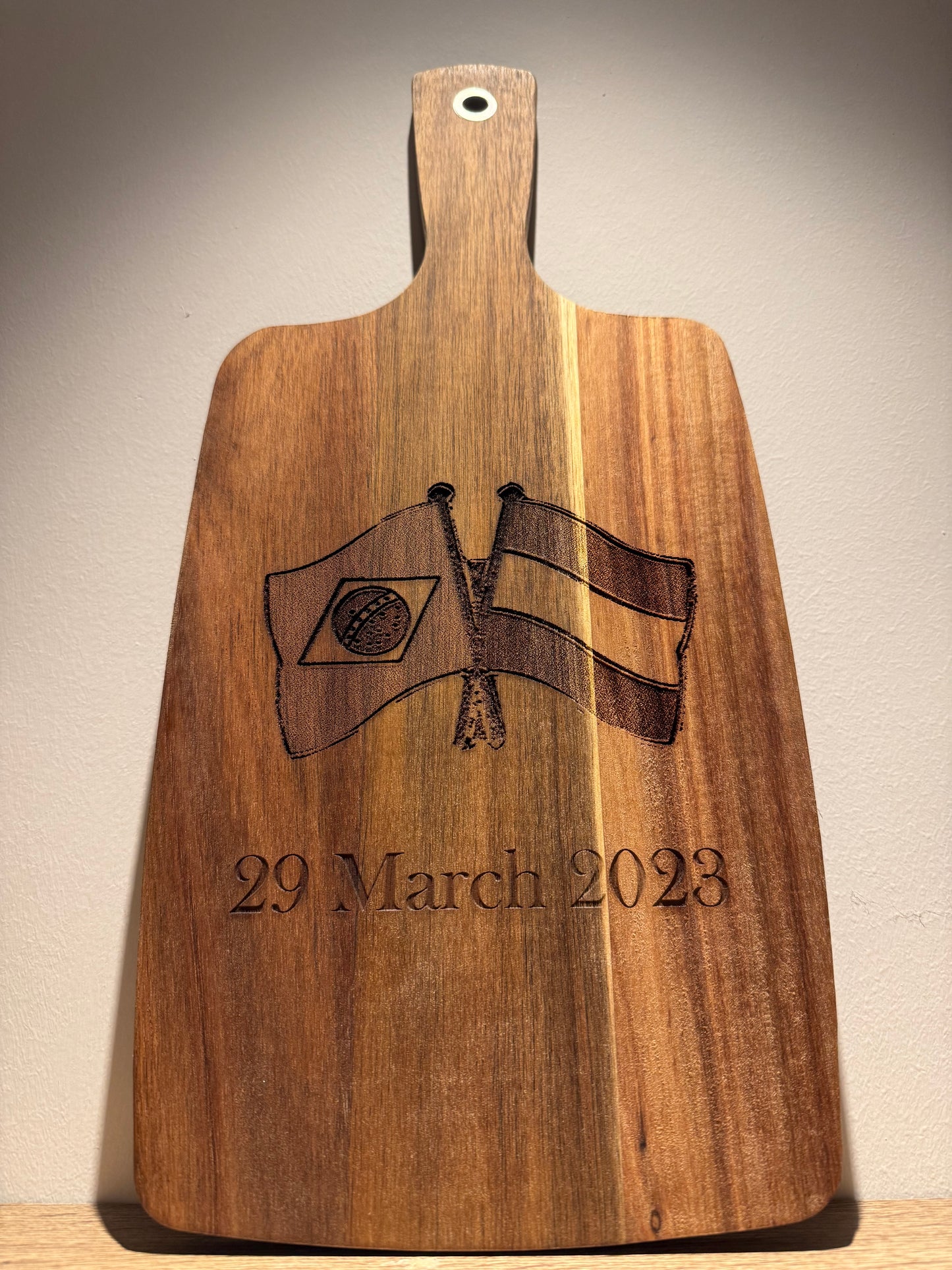 Gepersonaliseerde Borrelplank Bruin Acacia Hout 52 cm