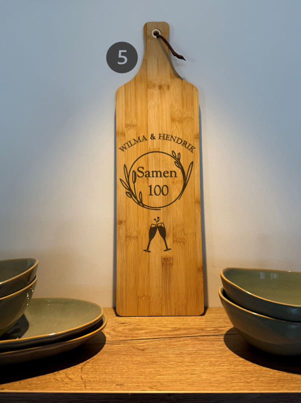 Gepersonaliseerde Borrelplank Bamboe Hout Lang 57 cm
